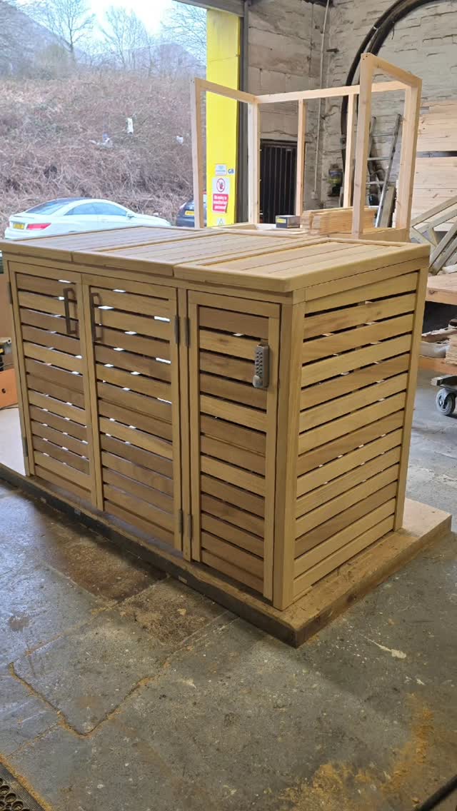 Crafted to last. Designed to impress.
Our Iroko Slatted Bin Store brings luxury and practicality together, transforming everyday bin storage into a statement piece for your garden or driveway.
✔ Premium solid Iroko hardwood
✔ Contemporary slatted design for ventilation
✔ Secure coded lock for added protection
✔ Built to weather beautifully over time
No more unsightly bins — just clean lines and natural hardwood elegance.
Built by hand in the UK and designed to last for years to come.
📍 Discover more at
www.thebinstorecompany.co.uk
www.thegardenstoragecompany.co.uk
#GardenDesign #LuxuryGarden #BinStore #Iroko #OutdoorLiving GardenStorage ModernGarden GardenInspiration UKMade TheBinStoreCompany