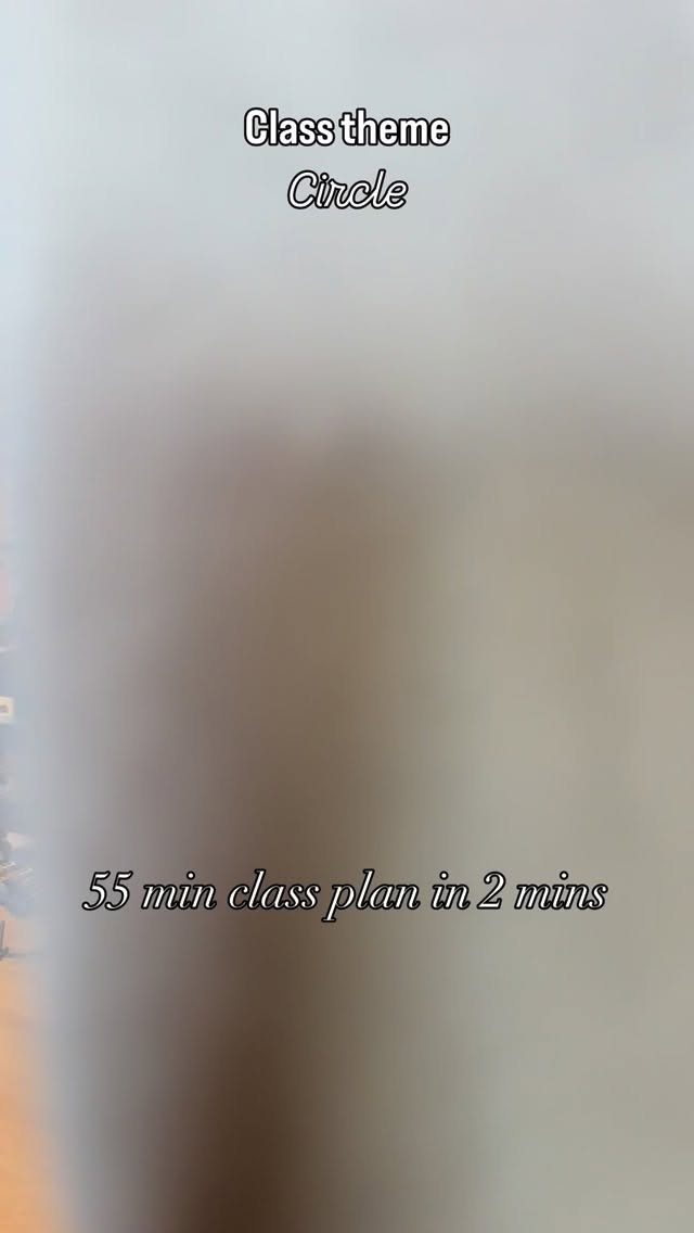 What I taught this week 🧘🏻♀️
Love using the pilates circle ⭕️ it definitely adds some 🌶️
📍 @train305collective
#zoetidmarshpilates #pilatesreformer #pilatesinstructor