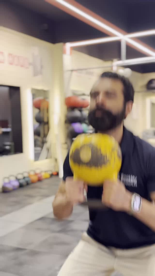 Stop “Randomly” Working Out. 🛑
Most people hire a trainer and hope for the best. At BookMyCoach.fit, we don’t guess—we assess. 📊
Before your first full workout, our coaches conduct a deep-dive Scientific Baseline Assessment. We analyze your unique:
✅ Structural Balance & Posture
✅ Functional Mobility
✅ Movement Mechanics
Whether you train at home or online, you get a program built specifically for your body and your goals—not a template.
Your home. Your coach. Your fitness. 🏠💪
🔗 Book your professional Assessment at the link in our bio!
#BookMyCoach #KolkataFitness #PersonalTraining #HomeWorkout #FitIndia