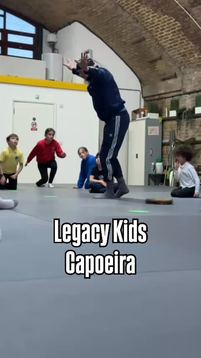 A Safe Place to Grow Strong
Every child develops at their own pace.�Our Capoeira programme creates a supportive environment where kids feel safe, valued, and challenged.
No comparison. Just progress.�WE CAN HELP
#confidenceforkids #kidscapoeira #afterschool #hoxton