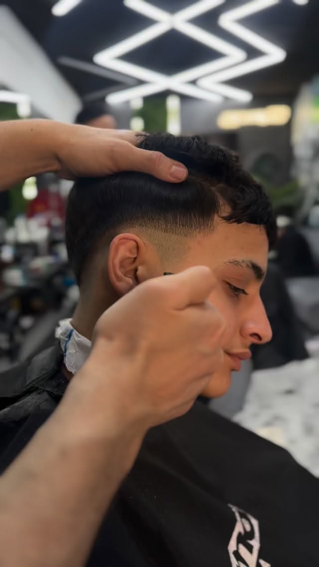 Magic smoke 💨
Barber @egii.92
#fyp #barber #trend