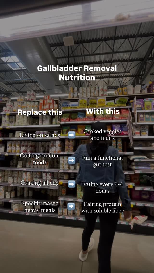 Digestive health doesn’t have to be complicated. But a lot of people with gut issues get stuck in habits that actually make symptoms worse.
A few simple shifts can make a big difference:
Instead of living on salads → focus on cooked veggies and fruits
Cooked foods are often easier on digestion and can help reduce bloating while your gut is healing.
Instead of cutting random foods → run a functional gut test
Eliminating foods without answers keeps you stuck guessing. Testing helps identify what’s actually going on so your plan can be personalized.
Instead of grazing all day → eat every 3–4 hours
Your digestion works best with structure. Regular meals help your body properly release digestive enzymes and bile.
Instead of macro-heavy meals → pair protein with soluble fiber
This combo helps with digestion, blood sugar balance, and keeping you full. Think: eggs + fruit, chicken + sweet potato, salmon + rice.
If you’re ready to stop being in a place of confusion and not know where to start, this is the work I do, and I do it well.
💬 DM or Comment “I’M IN” to claim your spot in The Gallbladder Gone Reset.