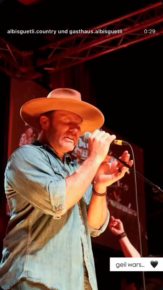 no words needed…
#lifeisgoodwithrosewood #swissmusic #musicfromswitzerland #countrycana #livemusic