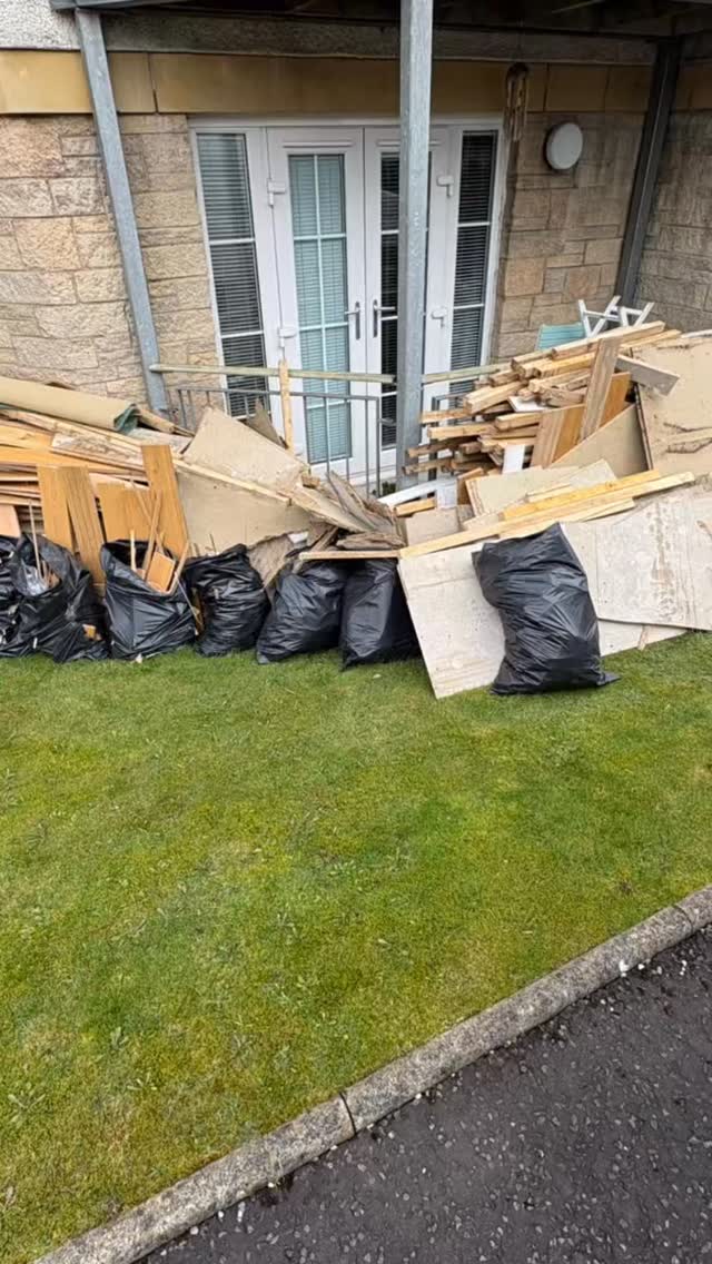 This house clearance included black bags, old flooring and a large pile of wood — all collected and loaded by the team. The van shot at the end shows just how much was removed.
If you’ve got waste building up, we’re here to help.
#houseclearance #wasteremoval #edinburgh #wastemanagement #propertyclearance #localbusiness #wasteremovalservice #edinburghservices #cws