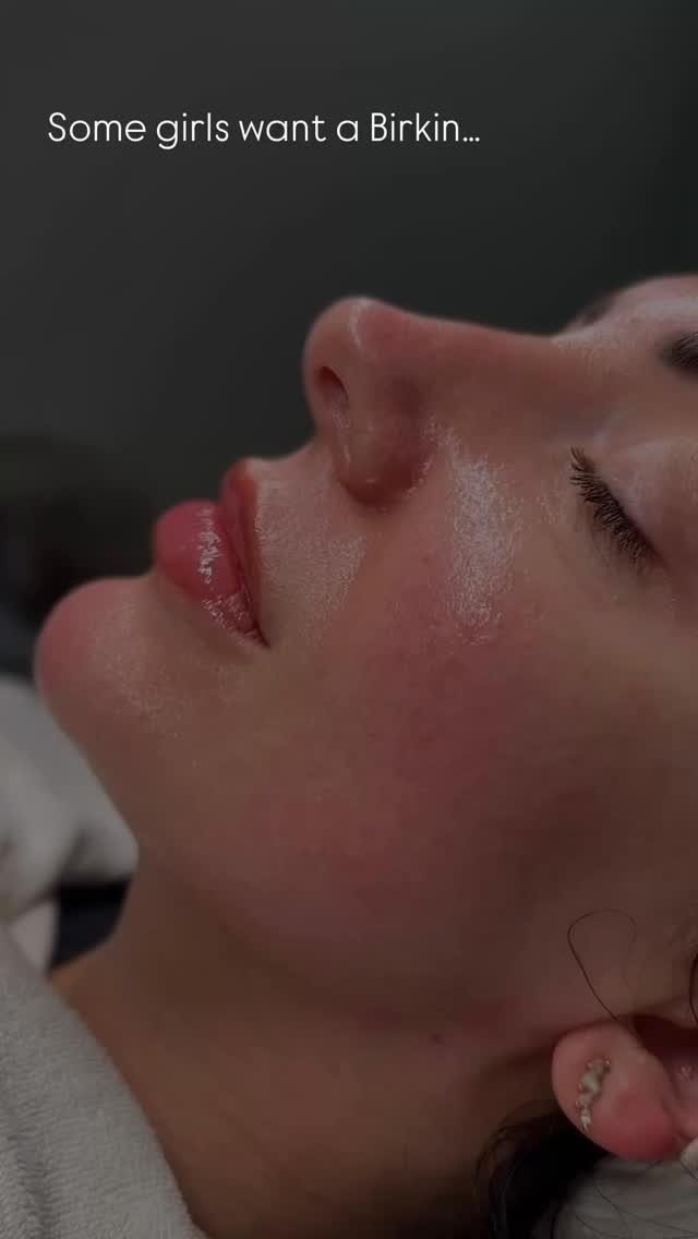 ๐ฃ MONTHLY SKIN MEMBERSHIPS ARE COMINGโฆ
Weโre about to launch something special at @abskincareclinic and youโre going to want in.
Imagine having your skin taken care of every single month with:
โจ Monthly facials
โจ Exclusive members-only offers
โจ Complimentary personalised skin plans
โจ Birthday treats
โจ Seasonal skincare goodies
To keep the experience exclusive and results-focused, weโll be releasing a limited number of memberships first.
โจ Want early access? โจ
DM me โMEMBERSHIPโ + your email address and I will add you to the priority waitlist.
Trust meโฆ these spots wonโt stay available for long โค๏ธโ๐ฅ
๐ Tag a friend who would love a monthly facial