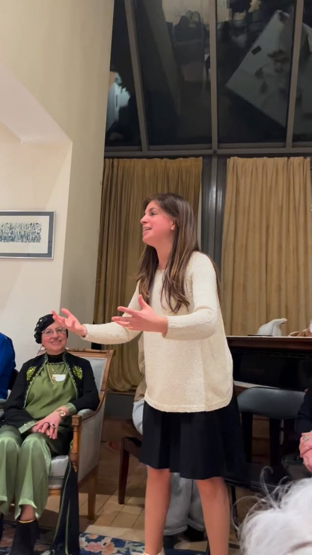 Quand les femmes se rassemblent, l’énergie est incroyable ✨
Entre échanges, rires et moments de danse, cette soirée Iftar restera gravée.
Parce que créer du lien, c’est aussi savoir célébrer ensemble💛
Between meaningful conversations, laughter and moments of dancing, this Iftar evening will stay with us.
Because creating connections also means celebrating together 💛
@nehamaavitawil @ejcc.eu