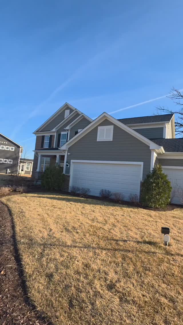 New construction in Lemont starting around $650K.
This is the Woodside model at Gleneagles, featuring:
• 3,277 sq ft
• 4–5 bedrooms
• 2.5–4 bathrooms
• 2–3 car garage
Would you live here?
Follow for weekly home tours across Chicago’s western suburbs.
— J. Franklin Lloyd
EXIT Realty Redefined
#LemontIL
#ChicagoSuburbs
#NewConstructionHome
#pultehomes
#HomeTour