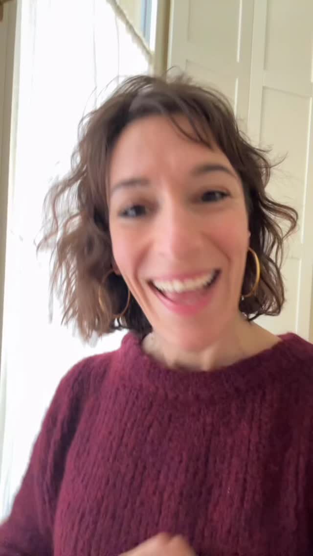 Sacred Joy Session – an exclusive and limited family photo experience. Saturday morning, March 21 at Ciutadella Park, Barcelona · €200 · Only 3 families. Comment “SACRED” and I’ll send you the booking link.
Let’s capture your family’s joy so it stays with you ♥️