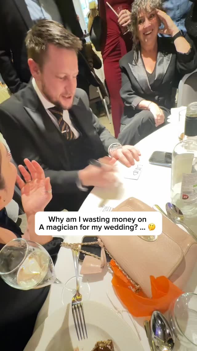 Oh that’s why! #magician #magic #weddingmagician