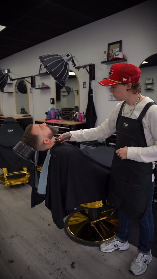 Fresh cut Friday! 🔥🙌🏼 #barber #barbershop #haircut