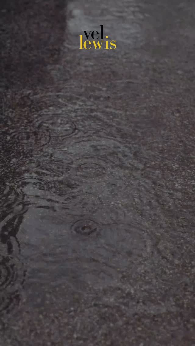 Chuva by Vel Lewis
Available on all digital platforms.
Follow Vel Lewis Music for more!
#VelLewisMusic #jazz #hammondorgan #hamfam #organ #music #chuva #rain #rainyvibes #stream #youtube #spotify #applemusic #amazonmusic