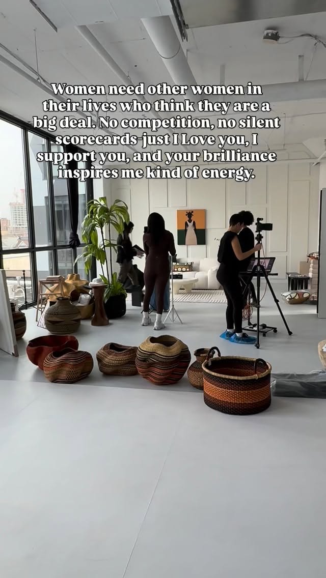 Women empowering women.
Universe, karma, spirituality, awakening, positivity , feel good, good feeling , satisfaction , open heart, yoga, toronto photographer, UGC, content creator , traveler, travel vlog, travel content creator, freelancer, women, girl power, mindfulness, meditation