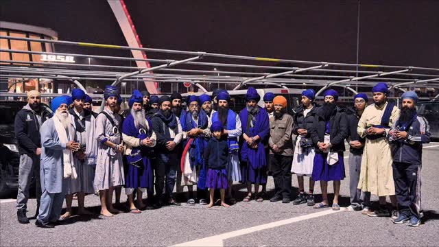 Due to the current airline disruptions and the ongoing war situation, Jinda Shaheed Singh Sahib Jathedar Sant Baba Nihaal Singh Ji, Mukhi Misl Shaheedan Tarna Dal Hariyan Velan Wale, will unfortunately not be able to join us for the event of Holla Mahalla Italy 2026.
Baba Ji has sent their blessings and best wishes to the entire Sangat for a successful and blessed Holla Mahalla celebration.