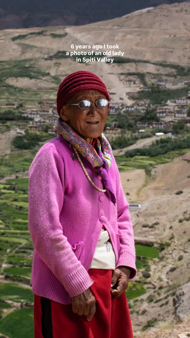 Style knows no boundaries, that’s for certain 🍬
Look at this outfit the amazing Tenzin Zangmi is sporting in front of the high altitude village of Lhalung.
A lady that cultivates happiness every single day 🌞
And guess what, she hasn’t changed a bit in 6 years!
#spitivalley #travelphotography #grannystyle #unexpectedencounter #keytohappiness