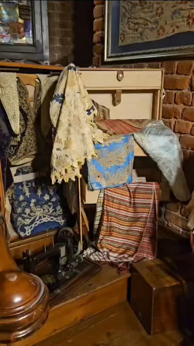 An old house in Istiklal street
Art Gallery