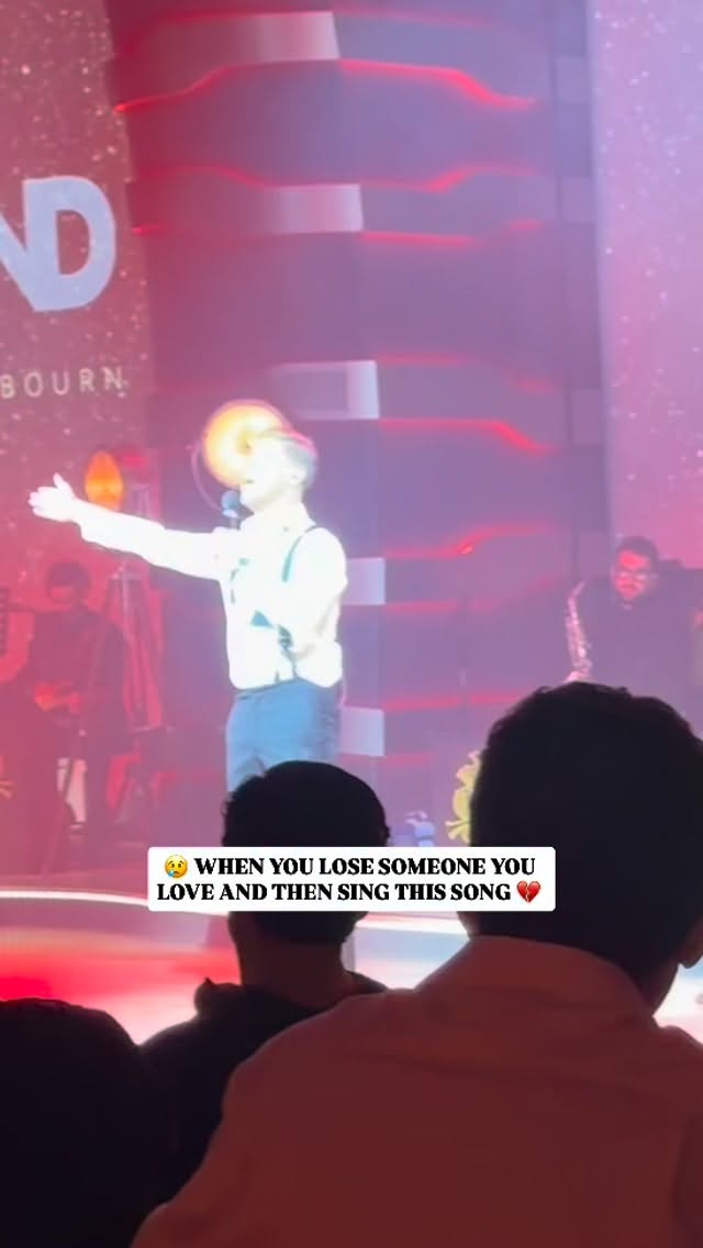 Fighting back the tears 😢 This job sometimes can be really tough. Putting on a smile, a front, when inside you want hide and cry. I tragically lost one of my oldest and best friends just before taking off and landing in a war zone. It has been a mad few weeks. Grieving is hard, but I’m blessed to have amazing friends around me 😕
#griefandloss #theshowmustgoon #thinkingofyou