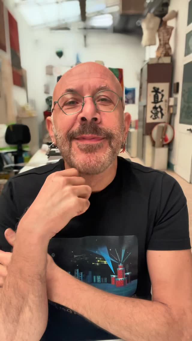 Ci sono ferite che continuano a parlare.
A volte in silenzio.
A volte attraverso il modo in cui guardiamo la Vita.
Questa sera alle 20:30 entriamo proprio lì.
Con il respiro, con alcune immagini simboliche e con un gesto semplice lasciato sulla carta.
Un incontro per avvicinarsi a quel punto della propria storia che chiede di essere ascoltato.
Le iscrizioni restano aperte fino a poco prima dell’inizio.
Se senti che questo spazio ti chiama, puoi ancora esserci.
✨ Respirare nella ferita
12 marzo 2026
ore 20:30 · su Zoom
Link in bio.