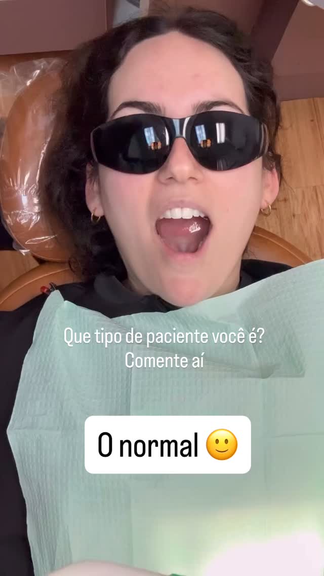Vi este vídeo e lembrei de vários pacientes! 😁Confessa aqui: qual desses pacientes é você na cadeira do dentista? 😂 🦷 Quem mais se identificou com essa luta contra o sugador? Comente e marque alguém que precisa ver essa situação que passamos todos os dias. 👇