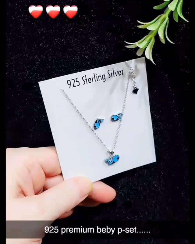 925 Sterling Silver pendent set for kids
Book on 8808264985
Faster Delivery All Over India
#silverjewelry925❤️
#silverring
#jewellerydesign
#womenfashion
#vikasjewellers