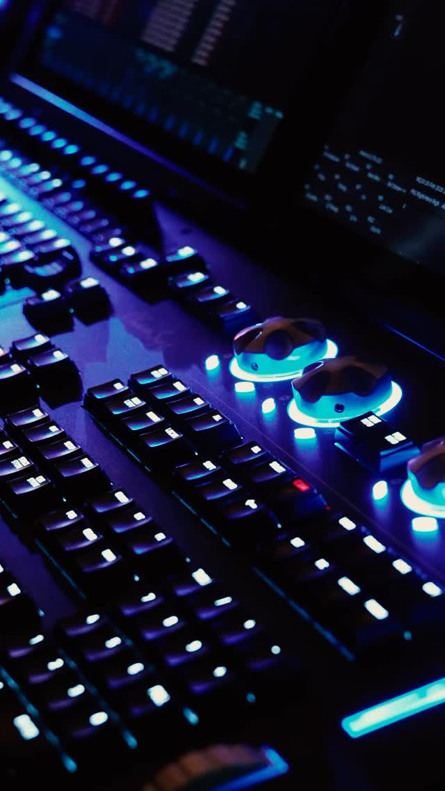 Only 3 days left until Club Classics!!! Lights are ready, special guest @jessy.music.official is ready, are you? 😏🔥
#clubclassics