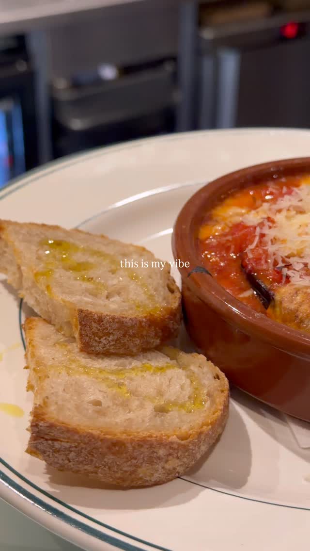 If your Friday plans involve good food and a little Italian flavour… you’re in the right place 🇮🇹
Pop in and stock up for the weekend