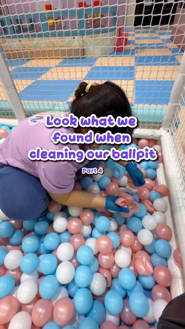 During our latest deep clean, we found a bunch of items that have been sitting here for days!
What do you think we should do with unclaimed items like these?
Donate them? Keep them in lost & found a bit longer? 🤔💬
If you spot something that belongs to you, 📩 send us a message and we’ll help you claim it.
Minitown Kids
📍 5 Silver Grove, Nunawading, Melbourne
🕘 Open 7 days a week from 9 AM
#MiniTownKids #IndoorPlayground #MelbourneMums #lostandfound #playcentre