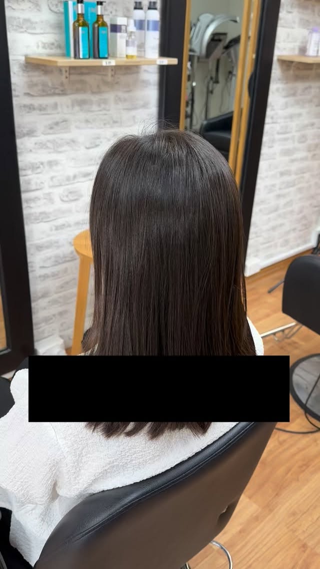 A great short haircut is all about precision cutting, balance, and natural movement.
Clean neckline, soft layers, and a shape that grows out beautifully.
Thinking about going short?
This might be your sign.
📍 Auckland
#koreanhair#hairtransformation#shorthairstyle#precisioncut#aucklandhairdresser