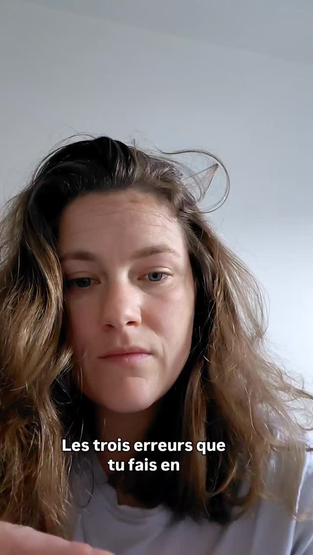 3 choses que tu fais qui t'empechent de progresser en gainage
Et comment les corriger pour devenir plsu stable et moins subir ces postures
Je publie ce genre de videos toutes les semaines pour t'aider a progresser avec structures dans tes pratiques sportives en generale mais particulierement plus en yoga
Progression sport yoga gainage