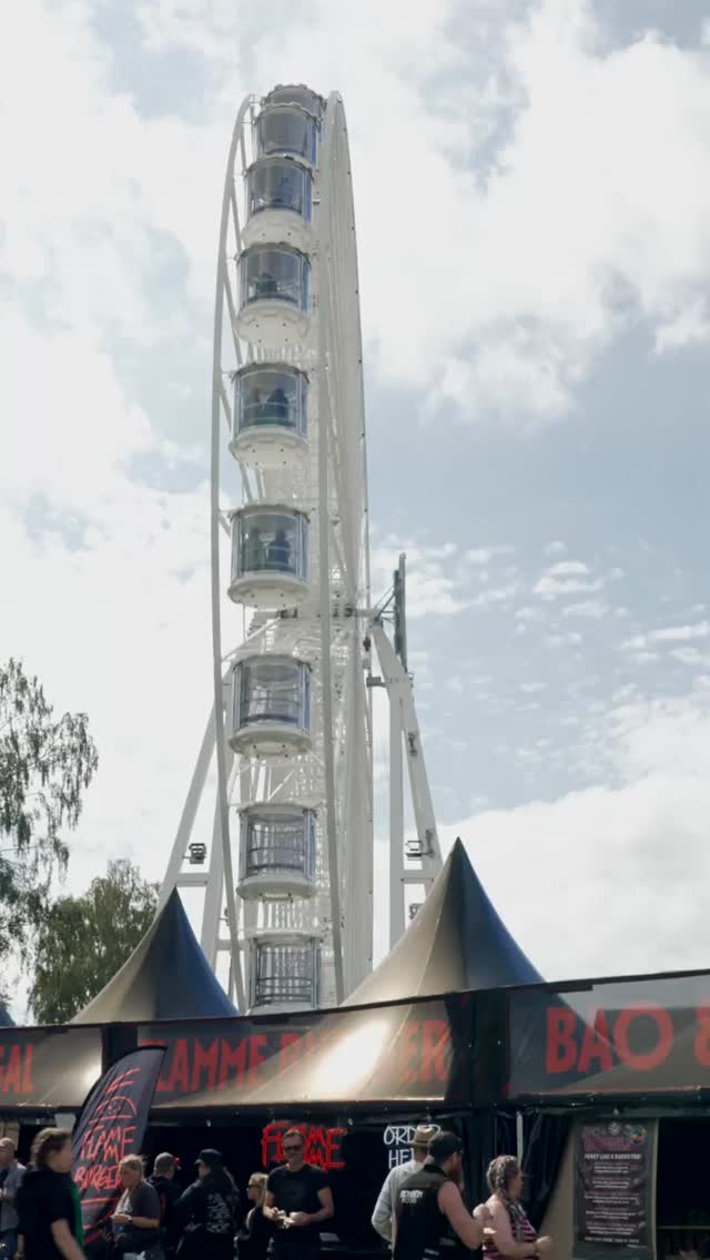 ðž Fra Asker til @TonsofRock !! Flammer i ovnen, pinsa i hendene og rock i lufta. 2025 var rÃ¥. 2026 blir enda stÞrre.â
â
Cinque Terre tar smaken av Italia med dit energien er.â
â
Hvem skal vÊre med oss i Ã¥r? ð€ðâ
â
ðððððð ððððð - ð
ðð ðððð - ðð§ ð¯ðð«ððð§ ðð¯ ð¬ðŠðð€! ð®ð¹â
â
ðÌðððððððððððâ
Mandag stengtâ
Tirsdag - Torsdag 15:30 - 21:30â
Fredag - LÞrdag 15:30 - 22:00â
SÞndag 15:30 - 21:30