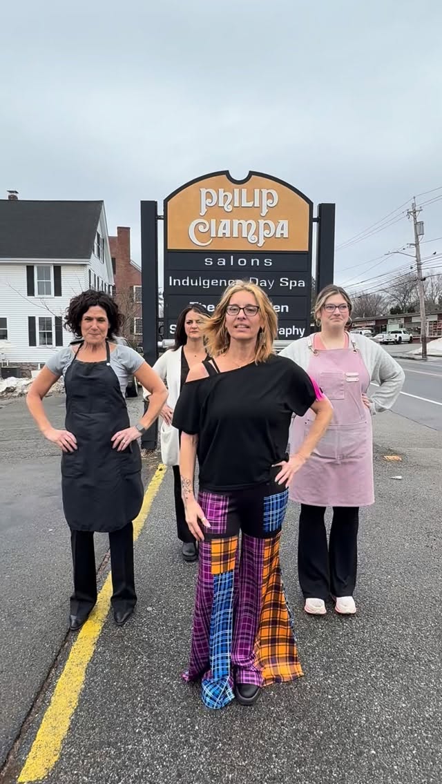 When the boss says “go attract new customers”… so the team puts on a full performance. 💇♀️✨
Safe to say we’ll do whatever it takes to bring great hair days to the North Shore.