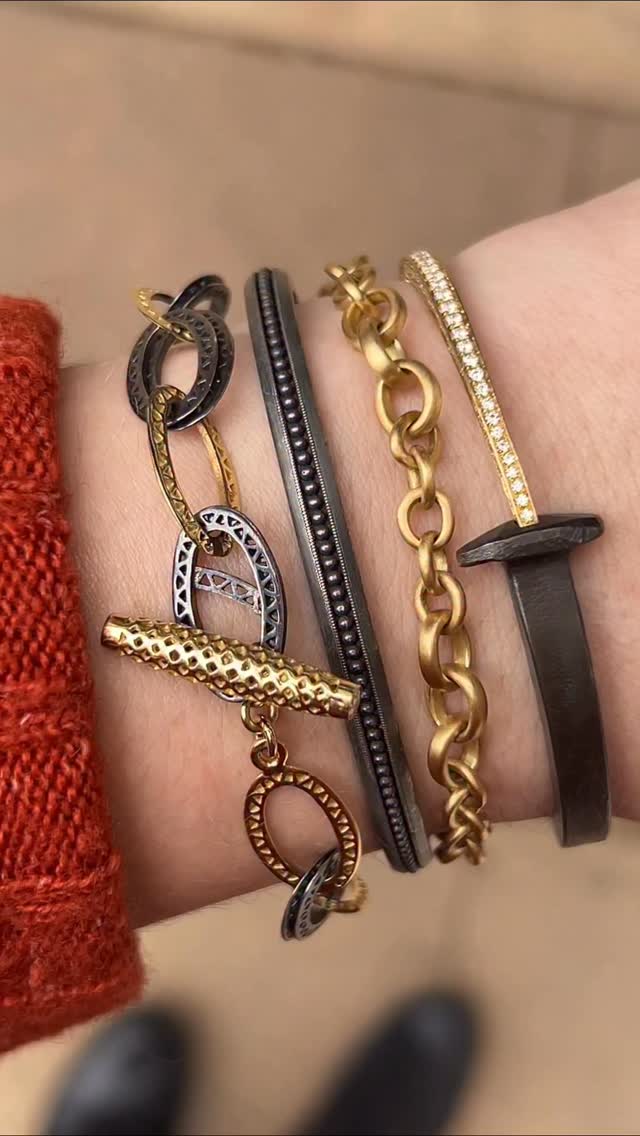 Black and gold 💖 edgy additions to your cool-girl wrist stack 😎✨
#jotd #stylebymax #artisianjewelry #lovegold #handcrafted