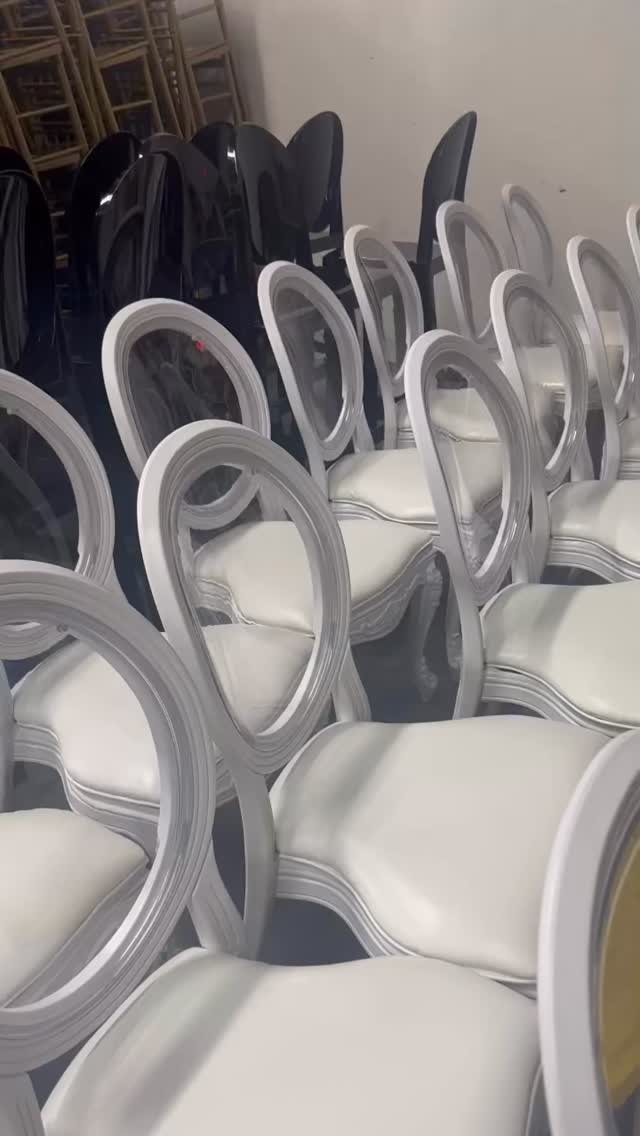 White Louis chairs rental available #partyrentalsatlanta #eventrentalsatlanta #luxurychairrentals #georgiapartyrentals #luxuryrentalsatlanta