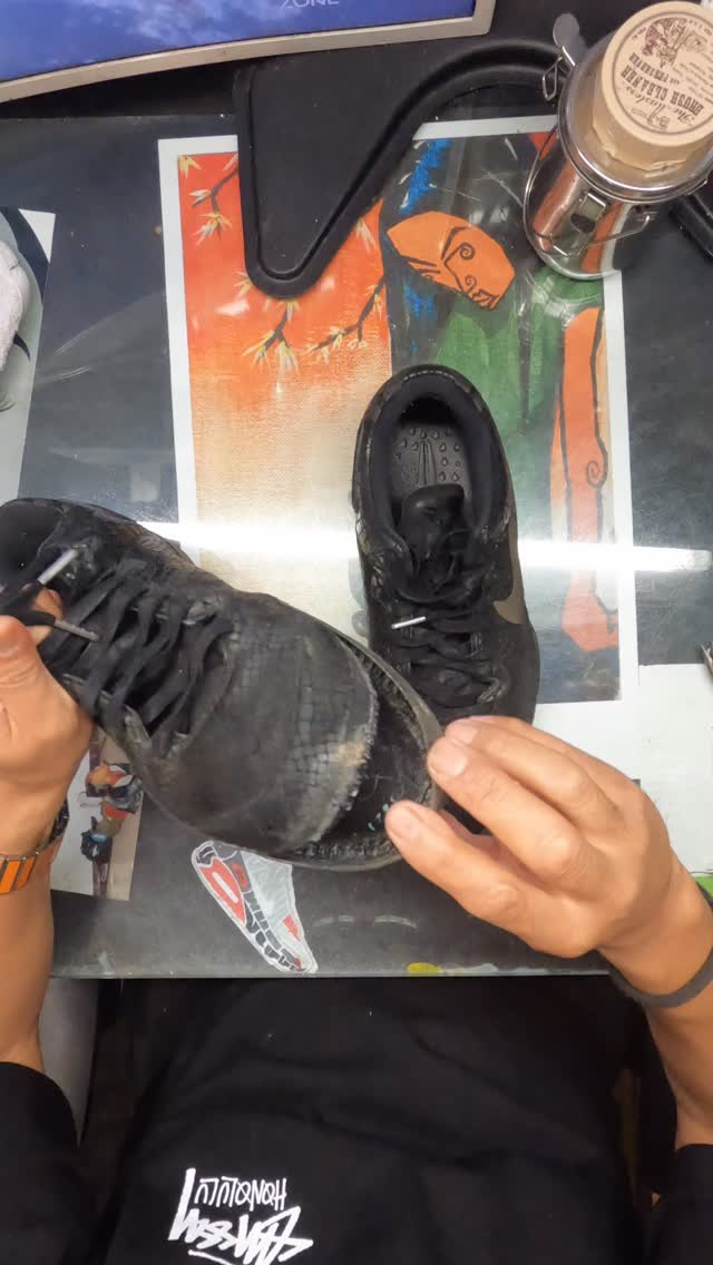 🐍 Kobe 8 Year of the Snake full re-glue 🐍
#black #mamba #snake #restoration #illery