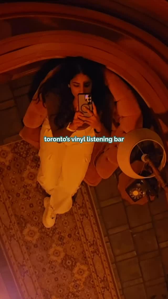 since spring is taking its sweet time.. here’s a cozy spot to hide out while we wait for spring… or the next trip ✈️
This vinyl listening bar in Toronto where all the right tracks are spinning. 🎧 did I mention there’s a free Photo Booth?