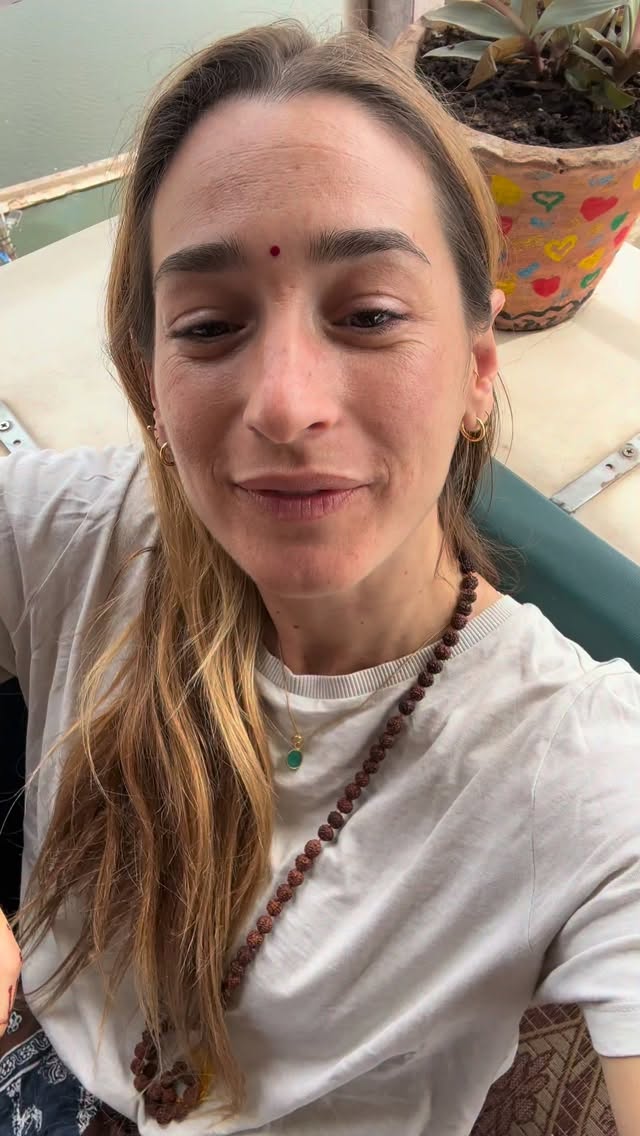 SÁBADO 14 a las 17:00H (es) PREGUNTAS PERSONALES CON LAS VARILLAS DE RADIESTESIA EN DIRECTO CON NAÏR 🫶🏽
Entra en el canal de suscripción para participar ✨