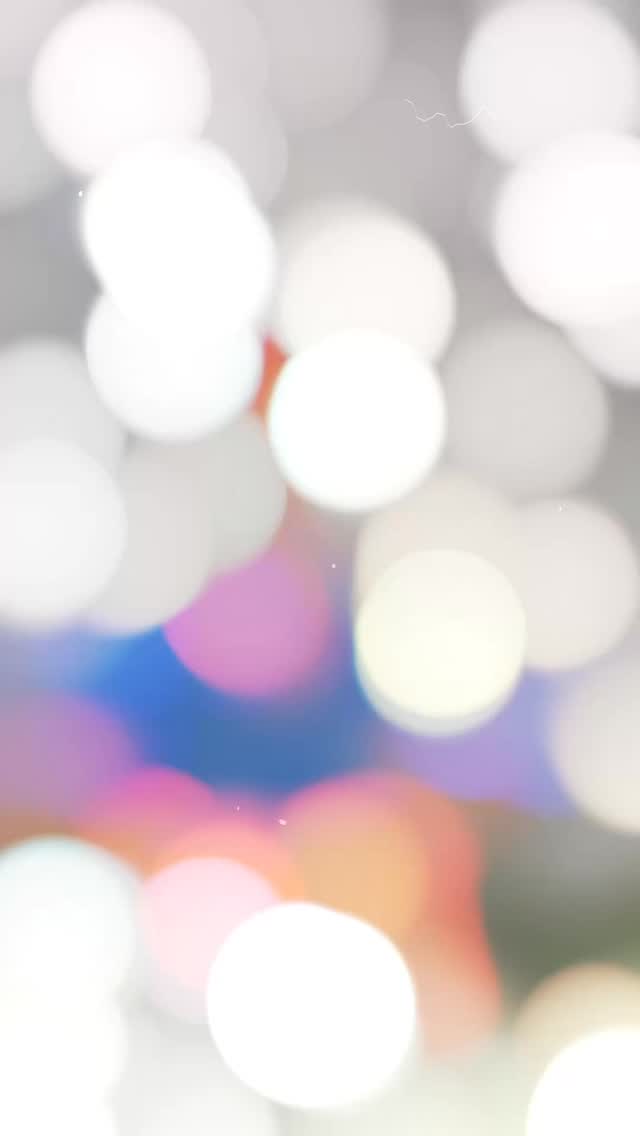 Alinhamento não é luxo, é prevenção. 🦷✨
🌟Dentes apinhados (encavalados) são o cenário ideal para inflamações gengivais crônicas. Por mais que você se esforce na escovação, existem áreas onde o fio dental simplesmente não consegue fazer o trabalho dele. O resultado? Sangramento, tártaro e perda óssea ao longo dos anos.
⭐️O tratamento com alinhadores invisíveis SouSmile permite que você alinhe sua mordida de forma biológica. Por serem removíveis, você mantém sua rotina de higiene impecável (essencial para quem tem histórico periodontal) enquanto melhora a função e a estética.
⭐️Eu escolhi essa tecnologia para o meu sorriso e quero te mostrar por que ela é a melhor escolha para a sua saúde bucal.
🗓️ Agora 18 de Março teremos o Smileday. Um dia focado em planejar sorrisos saudáveis e duradouros.
👇 Clique no link da bio e garanta seu check-up digital no Smileday. Últimas vagas!