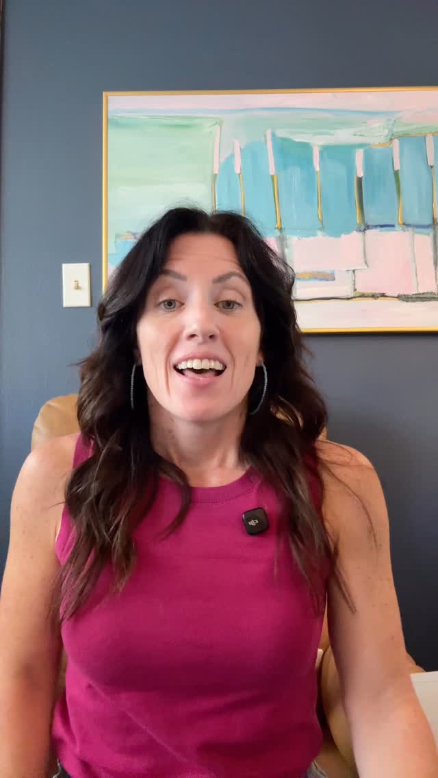 We can’t think our way out of overwhelm… but we can breathe our way back home to our bodies 🤍
One of the quickest tools I share with clients is called the psychological sigh — a breathing pattern that helps calm the nervous system.
It’s simple:
One long inhale, a quick second inhale at the top, then a slow sigh out. Repeat 3–4 times and notice what shifts in your body.
That second inhale fully expands the lungs, and the long exhale tells your brain and body: you’re safe now.
Your nervous system already knows how to reset — sometimes we just need to remember how to use it.
✨ Save this for the next time you feel overwhelmed.