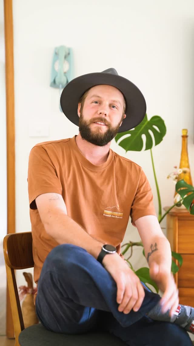 Hey Iβm Ties and hereβs a little bit about why I love photographing familyβs and why itβs so special to capture the memories before your kids grow and grow π