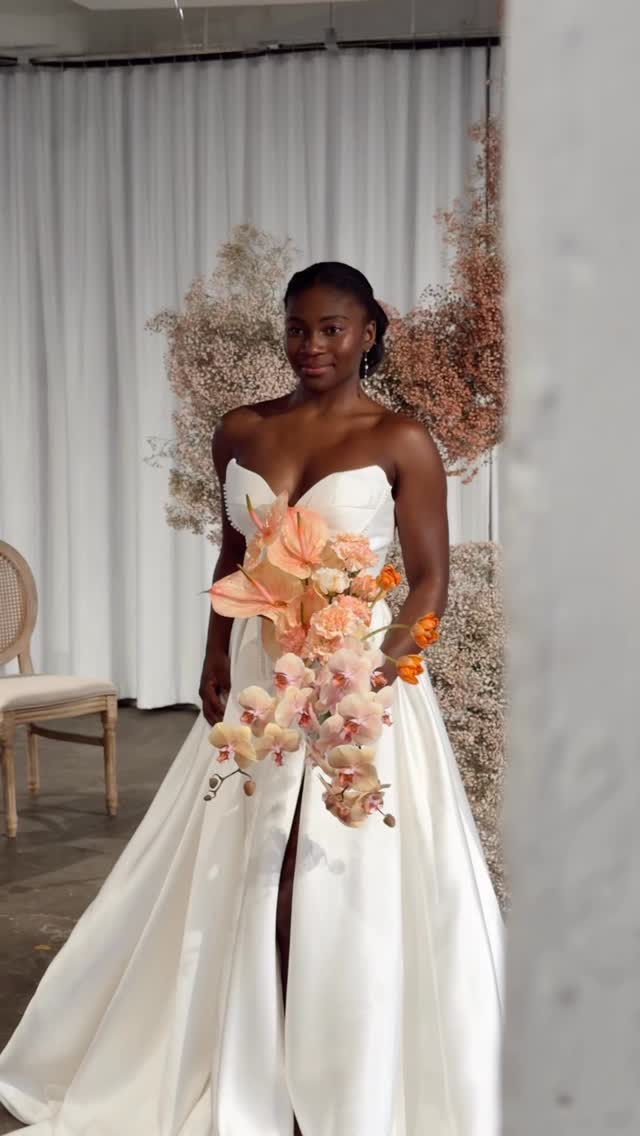 ceremony backdrops designed to feel like a floral art installation 🍑 video content by @bemedolia
Workshop @_thecreative.edit
Lead Planner & Designer @weddings_akilahandco
Lead Photographer @imogenevephotography
Coordinators @emma_withakilahandco
Guest stylists @flowersareforeverlondon @blissnuptials @becky_withakilahandco
Florist @burtonsblooms
Brand Photographer @joelvisphoto
Logistics & Delivery @middlemen.logistics
Cake Artist @meeramakes
Makeup Bride @melindabridal
Hair and makeup @idomakeupandhair_
Videographer @sorciledyukova
Content Creator @bemedolia
Venue @ministryweddings
Furniture & Crockery @blacksaucerstableware
Wedding Bands & Jewellery @catherinemarche
Suit @batch.ldn
Evening Dresses @crazyinlovebridal
Ceremony Dresses @twentytwobridal
MOH Dresses @rewrittenlondon
Handmade Favours @iskraray
Giant flower @granduerbloom.fuzz
Stationery @isobel_lynam
Veil @twentytwobridal
Model Couple 1: @adxna_
Maid of honour: @ashleigh.bxiley