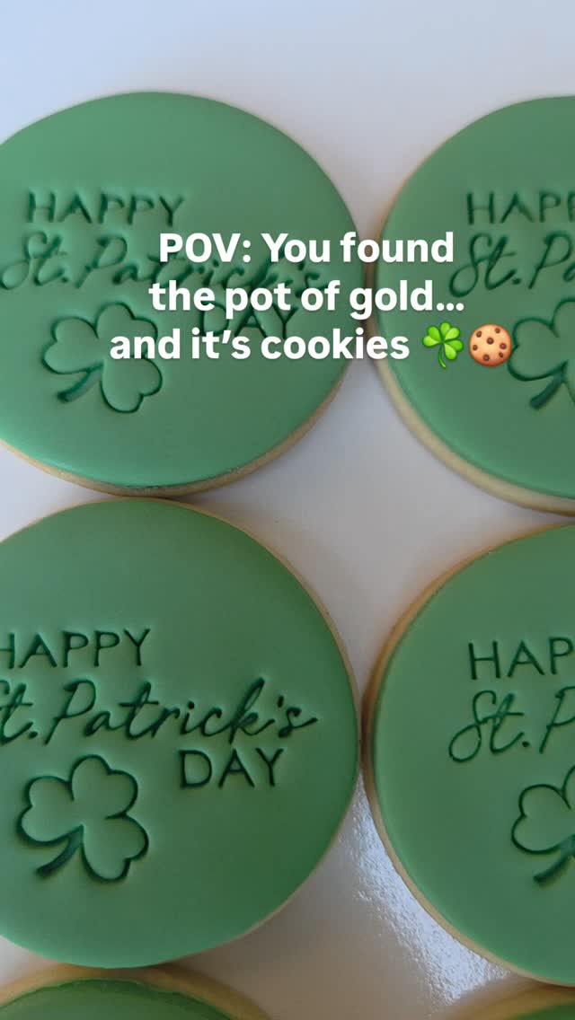 Feeling lucky? ☘️🍪
Our delicious vanilla sugar cookies are here to make your St. Patrick’s Day a little sweeter. Grab a box before they disappear like a pot of gold!
#StPatricksDay #LuckyCookies #SugarCookieSeason #VanillaSugarCookies #CookieSale