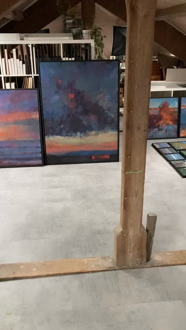 I’m excited to get these paintings back from the framers for an up coming exhibition in May at the @scargallery23 in Cumbria.
#cumbriancontemporaryartist #landscapeart #exhibition #contemporarypainter #lakeartistssociety