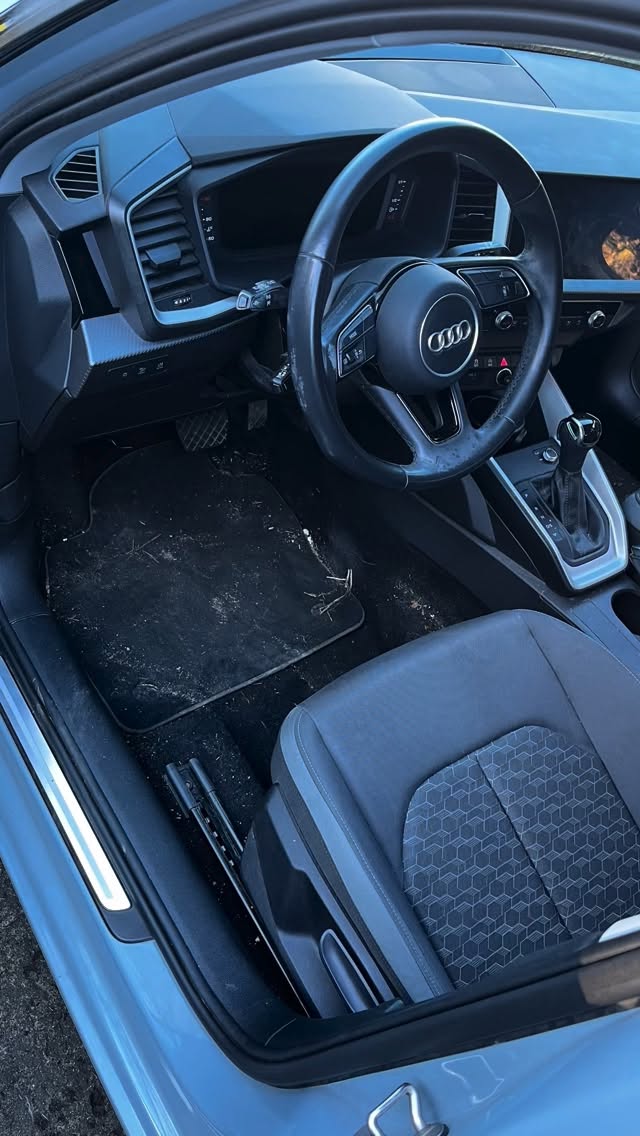 Il était une fois une Audi A1 #avantapres #lavageauto #detailing #gironde #ironclean
