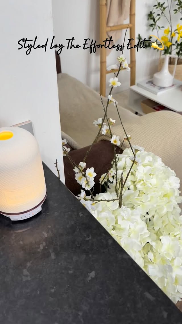 Styled by The Effortless Edit 💫
Walking into my studio and seeing it styled so beautifully gives me such joy.
The colours, the rails, the little details… all ready to help you feel confident, effortless, and completely yourself.
The Effortless Edit studio is officially ready, and I honestly can’t wait to welcome you in.
Because every woman deserves to feel a little bit spoiled, beautifully styled, and brimming with confidence.
Love,
Lee ✨