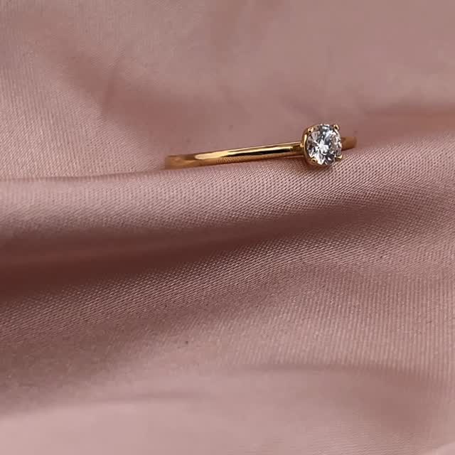 Handgemacht.
In meinem Atelier.
.
.
.
#ateliervincentkiefer #schmuckladen #göttingen