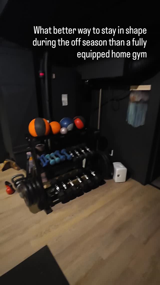 Landscaping can be a lot of work and it’s actually great for getting and staying in shape. But the off-season isn’t just a time for a break.
If I didn’t exercise during the off-season, I’d probably end up injured right when I need the strength and endurance the most. That’s why home exercise and nutrition are so important. Stay ready so you don't have to get ready! 💪