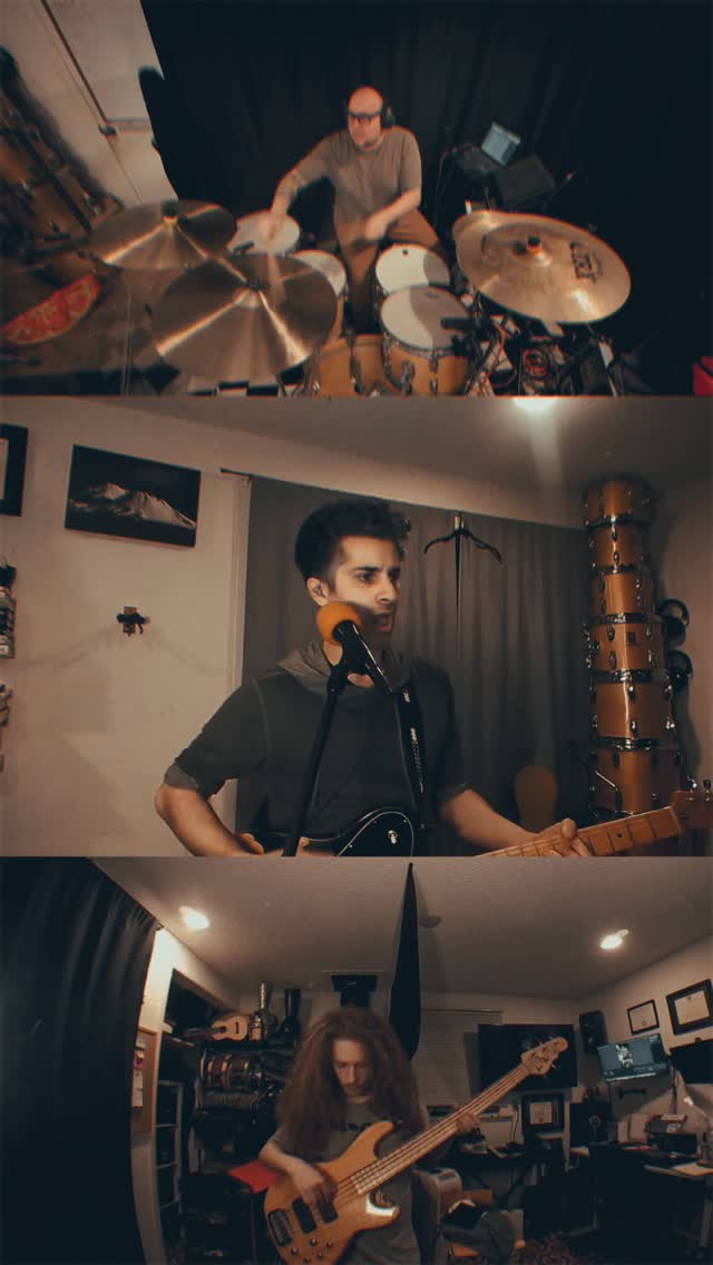 Next single?
Next single indeed! Just started trying to record this bad boy this week🫰🏼Excuse the glitchy audio. It’s not your Wifi, it’s the file itself.
#activism #seattle #rehearsal