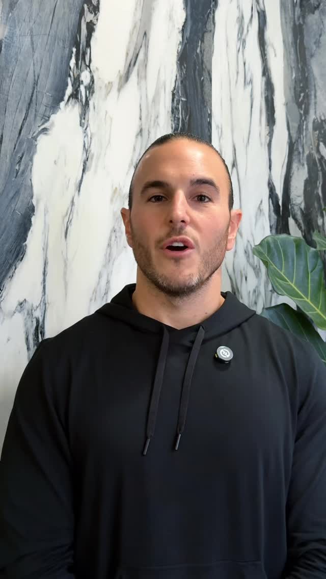 Five feeding mistakes I see parents make every day that can quietly lead to weight gain:
1. Letting kids snack all day
2. Thinking juice is “healthy”
3. Forcing kids to finish every meal
4. Giving unlimited “healthy” snacks
5. Using food to fix emotions
Small habits add up. Fix these early and you set your kids up for a healthier future.
#ParentingTips #HealthyKids #NutritionMatters #KidsHealth #HealthyHabits