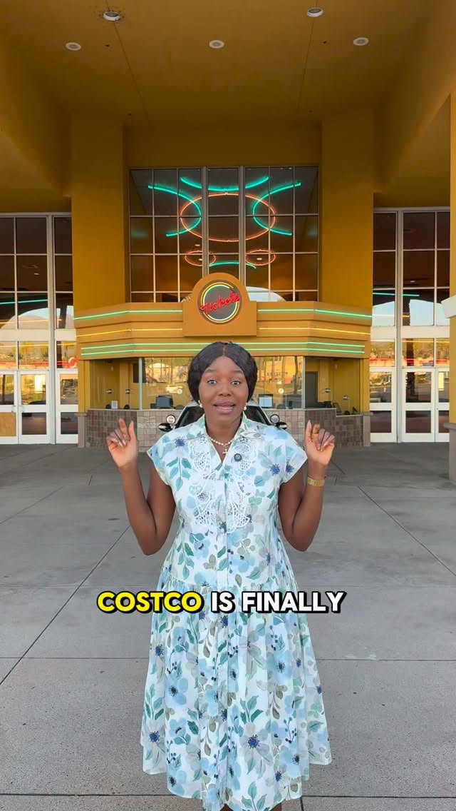 COSTCO is officially coming to the city of Lake Forest, California!!
It will replace the Regal Cinema located at the Foothill Ranch Towne Center Plaza
Location-📍26602 Towne Center Drive.
Lake Forest residents, how do you feel about it?
#costco #lakeforestca #foothillranch #orangecounty #costcoshopping