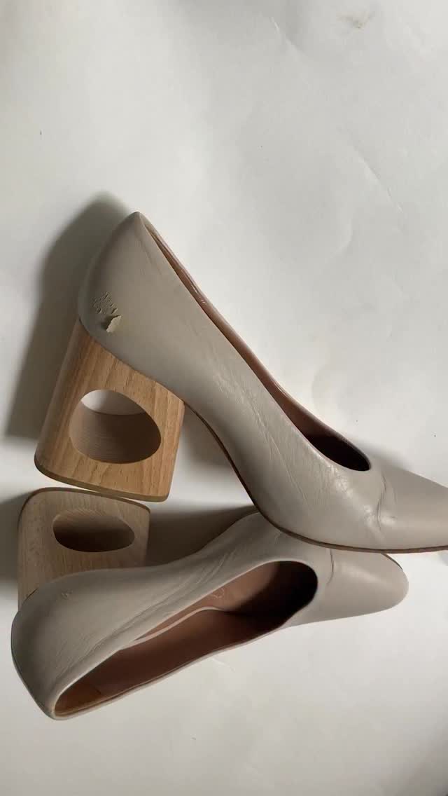 Before you throw your heels away … watch this 👀
These @marni heels have been carefully restored and returned to their finest 💖
Repair isn’t the last resort.�It’s the better option.
Maker: Elodie G 💫
#TheSeamfixedit #TheSeam #ShoeRepair #luxuryrepairs sustainablefashion