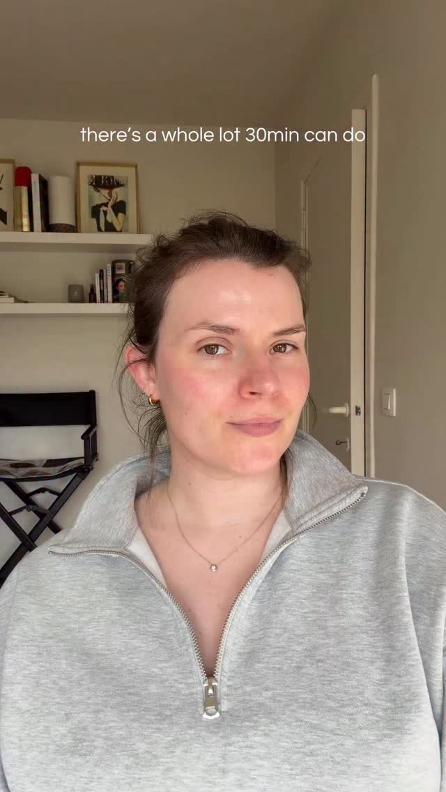 I actually had somewhere to go so I thought I’d take advantage of that.
A good old makeup transformation it is then 🤍
Do we want a tutorial on this look because I filmed it 👀
Got inspired by @makeupbyalessandra_ for this 🤍
•
•
•
•
•
•
#makeuptranformation #makeupbeforeafter #aussiegirlglam #palegirlmakeup #makeupartistbelgium